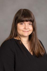 Sabrina Marsh Headshot Photo